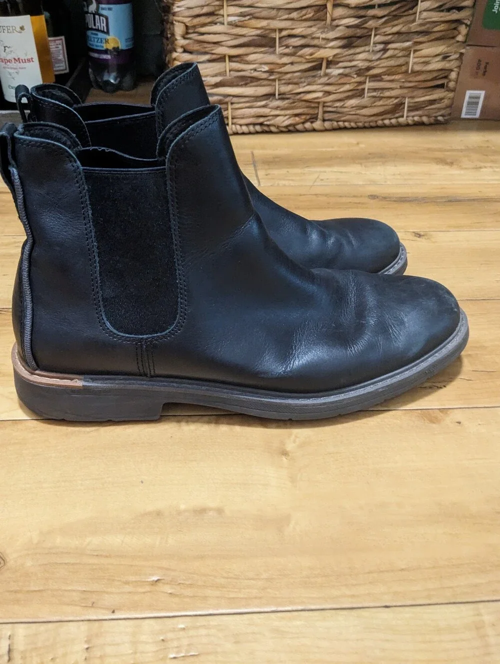 Cole Haan Black Leather Chukka Boots
